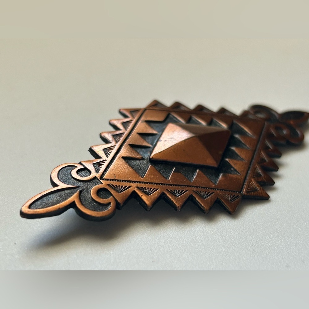 Vintage Geometric Copper Brooch Pin Diamond And Fluer De Lis - Picture 6 of 7